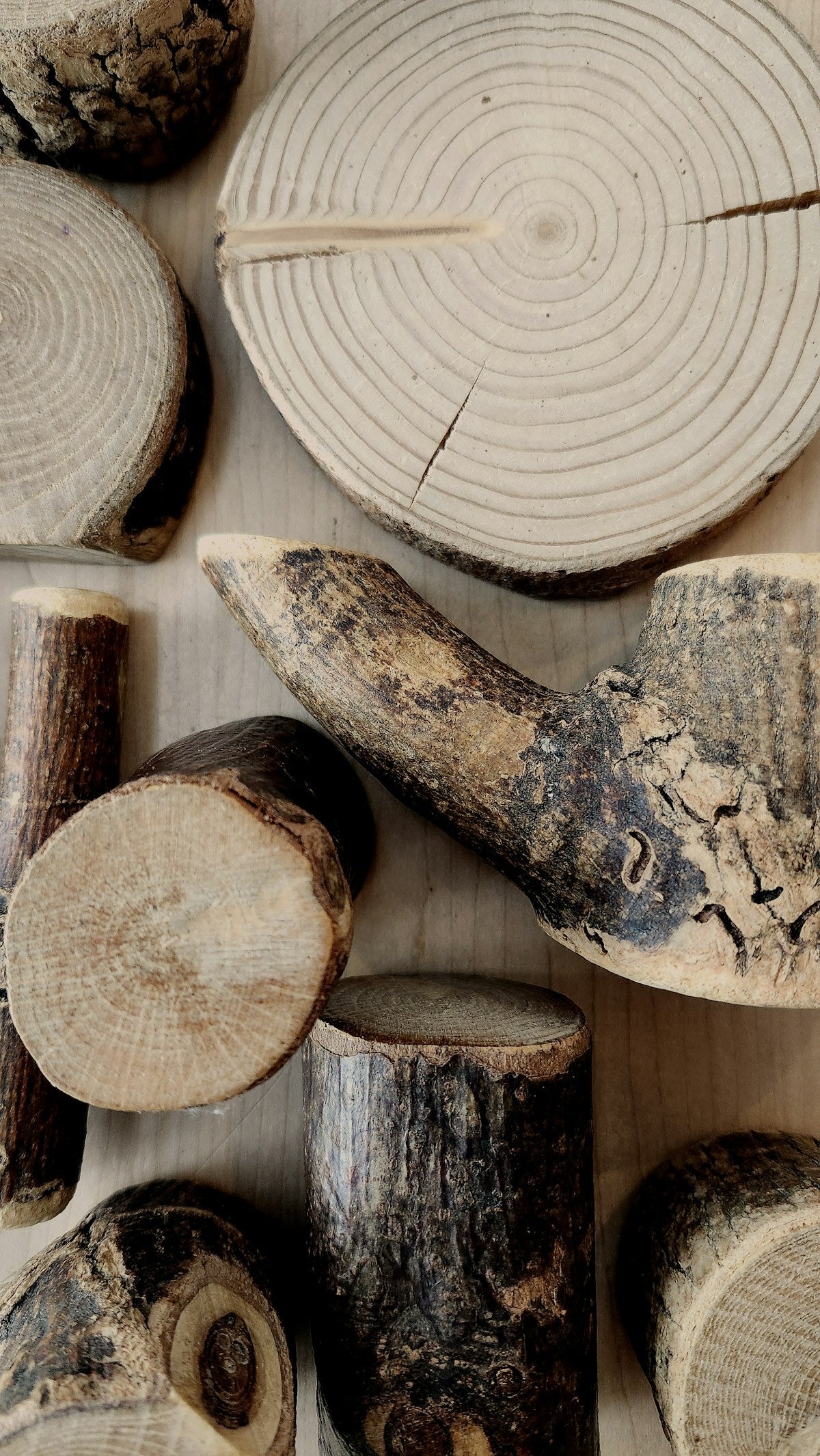 Choosing timeless materials: stone, wood & linen